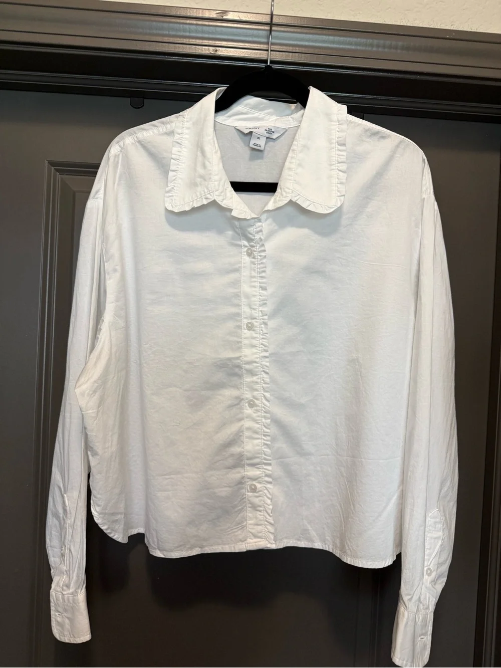 Old Navy White Cropped Scalloped Button-Down Shirt for Women